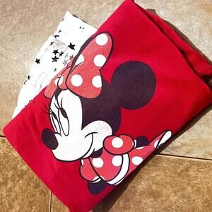 Disney Minnie Mouse Red Graphic Tee & Star Print Sleevless Buttondown Top - Read